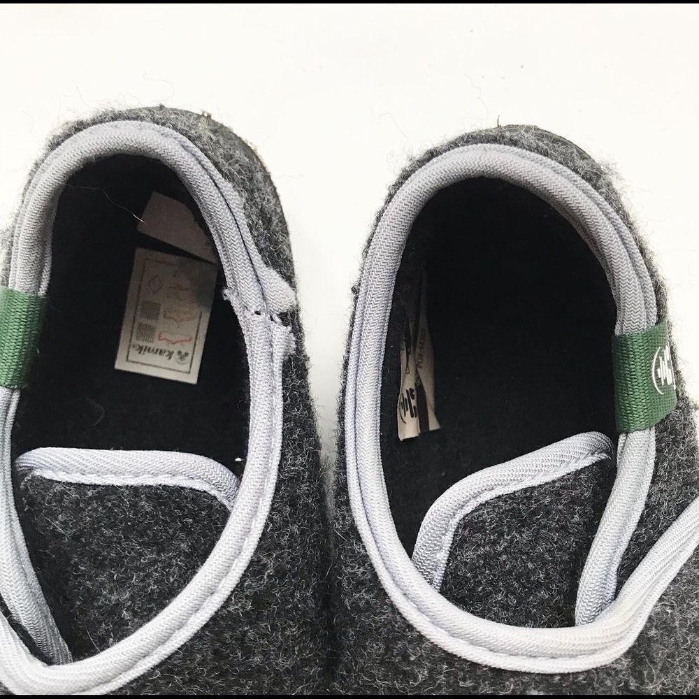 Kamik gray slippers VGUC  size 12 - Picture 6 of 10